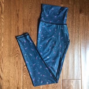 Teeki Blue Floral Pixie Rose Hot Pant Leggings